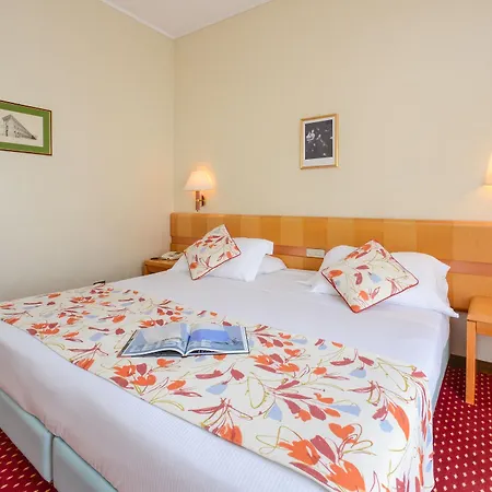 Oliveto 4* Desenzano del Garda