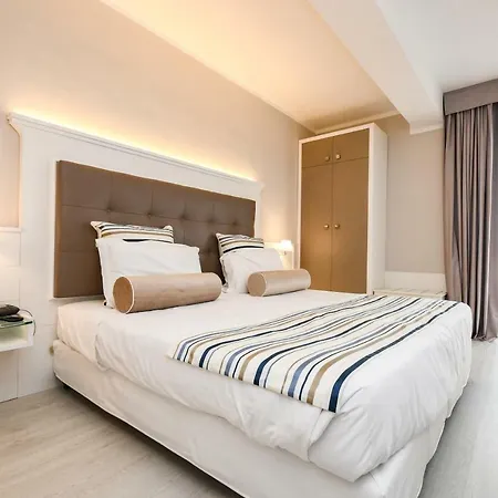 Hotel Oliveto 4*
