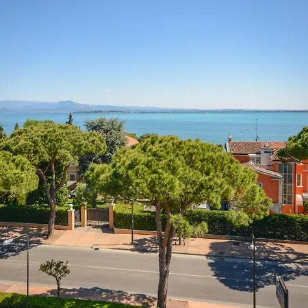 Hotel Oliveto 4*
